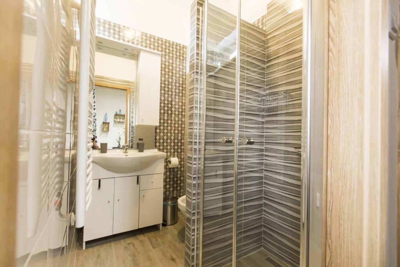 Aqua Stellar Apartment แซแก็ด ภายนอก รูปภาพ